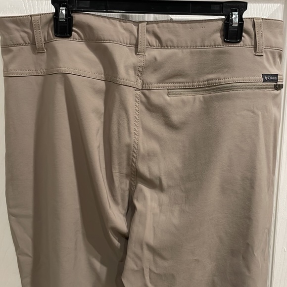 Columbia Men’s Nylon Pants Sz 36 - Picture 7 of 12